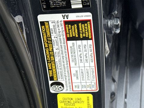 Used 2021 Toyota Avalon XLE image 41