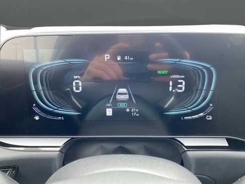 New 2026 Kia Niro EX image 20