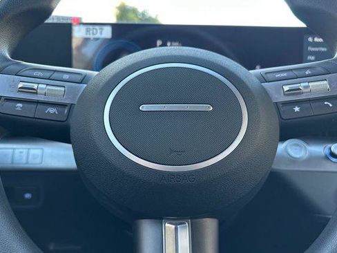 Certified 2026 Hyundai Kona SE image 24