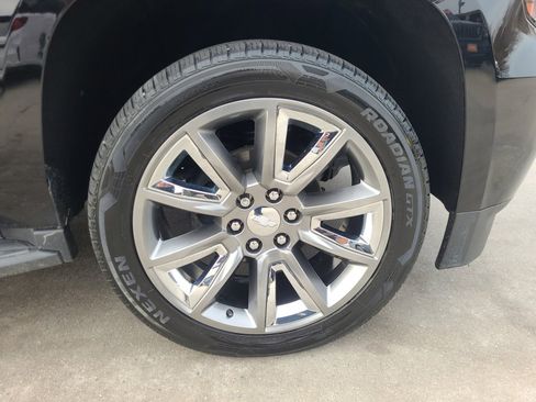 Used 2020 Chevrolet Tahoe LT image 28