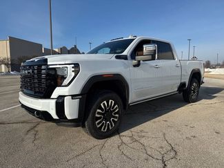 New 2026 GMC Sierra 2500 Denali Ultimate video 2