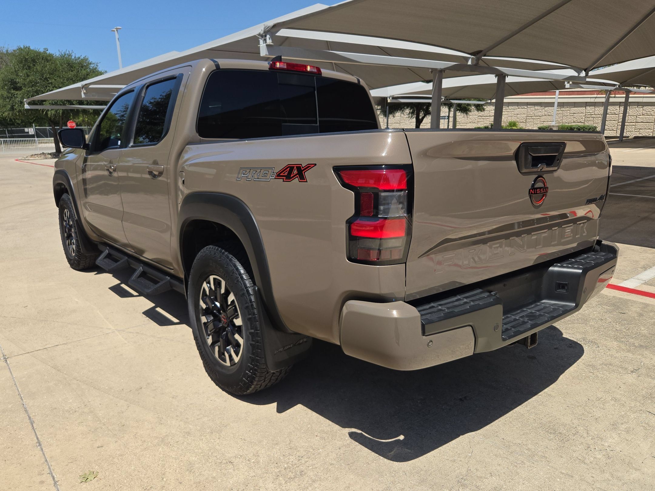Used 2024 Nissan Frontier PRO-4X w/ Pro Convenience Package AWD/4WD image 5