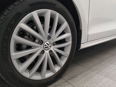 Used 2016 Volkswagen Jetta SEL FWD image 31