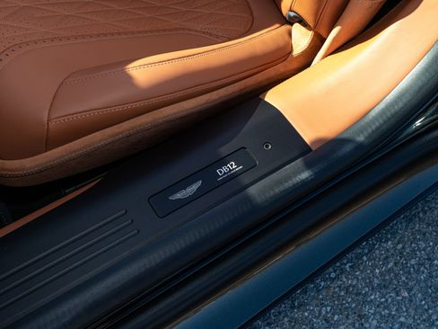 Used 2025 Aston Martin DB12 Convertible RWD image 20