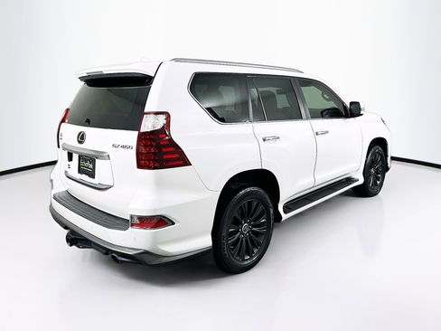 Used 2021 Lexus GX 460 Luxury w/ Sport Design Package image 9
