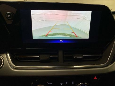 New 2026 Chevrolet Trax LT image 9