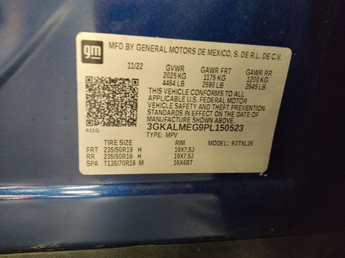 Used 2023 GMC Terrain SLE w/ Driver Convenience Package FWD image 33