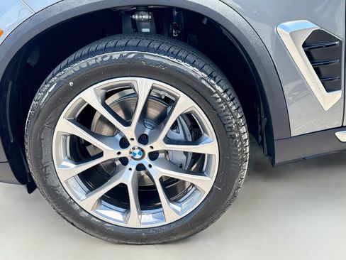 Used 2026 BMW X5 sDrive40i RWD image 42