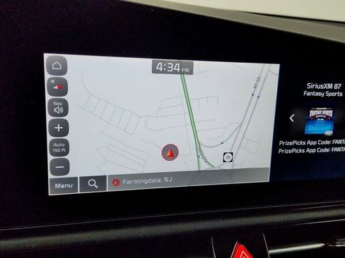 Used 2024 Kia Niro Wave w/ Wave Preserve Package image 18