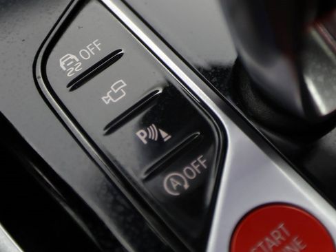 Used 2022 BMW M4 Competition w/ Executive Package image 28