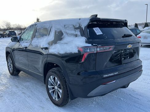 Used 2026 Chevrolet Equinox LT w/ Convenience Package II image 3