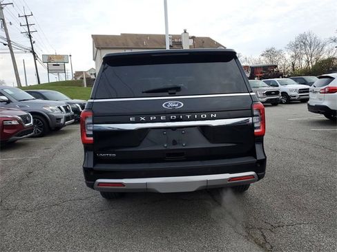 Used 2023 Ford Expedition Limited image 5