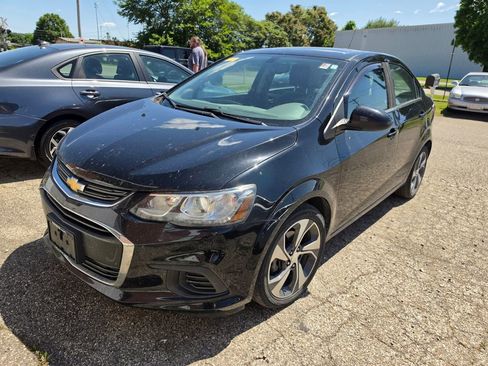 Used 2019 Chevrolet Sonic Premier FWD image 1