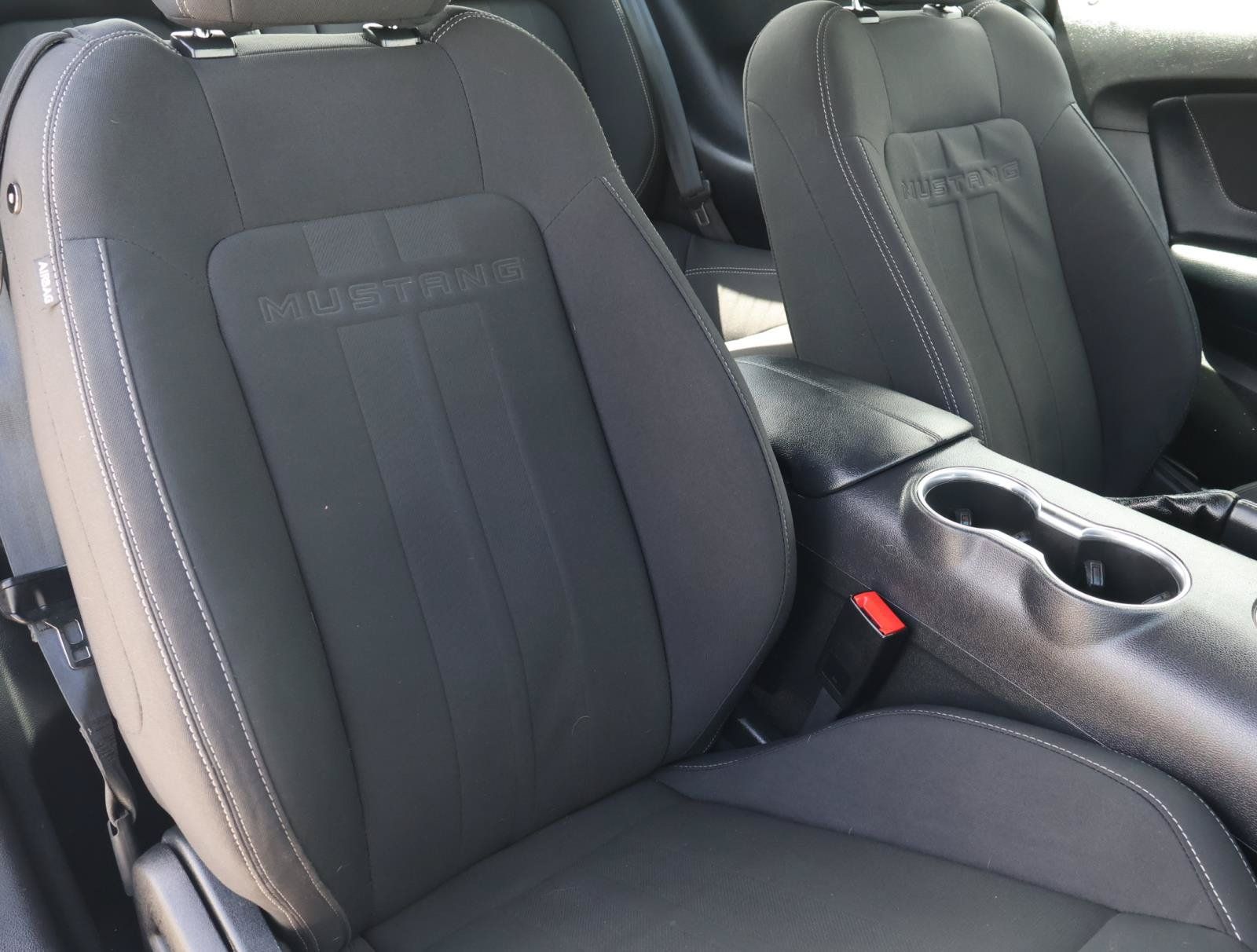 Used 2020 Ford Mustang Coupe RWD image 14