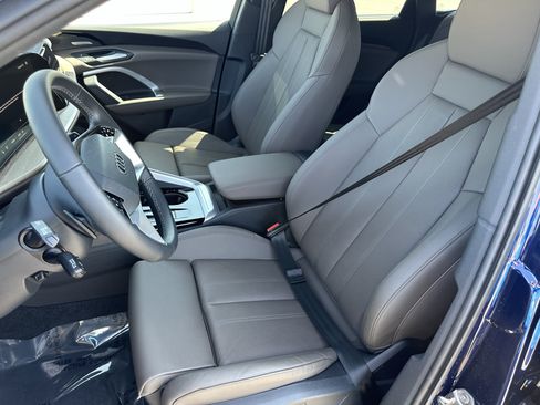 Used 2025 Audi Q5 Premium Plus w/ Premium Plus AWD/4WD image 21