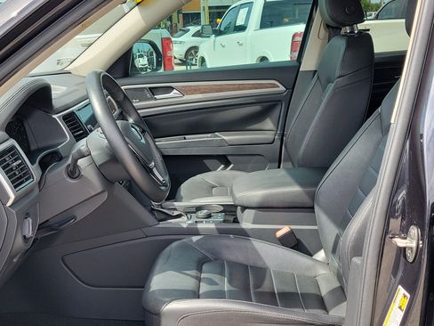 Used 2019 Volkswagen Atlas SEL Premium image 21