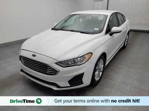 Used 2020 Ford Fusion SE image 1