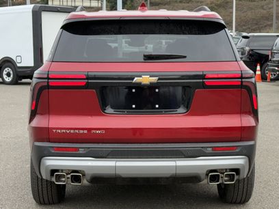 New 2025 Chevrolet Traverse LT