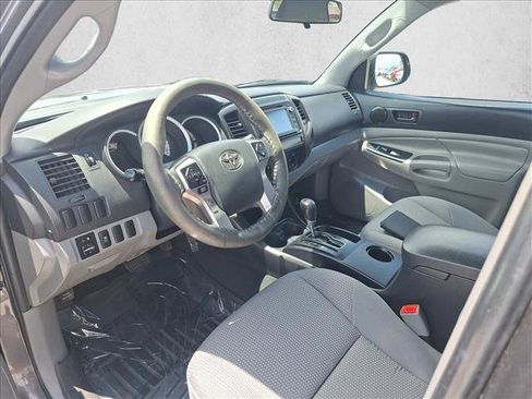 Used 2015 Toyota Tacoma 2WD Access Cab w/ Convenience Package image 9