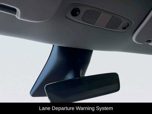 Used 2023 Tesla Model Y Long Range AWD/4WD image 9