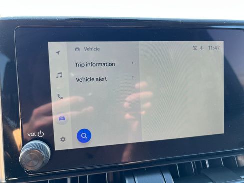 Used 2025 Toyota RAV4 XLE w/ Weather Package image 20