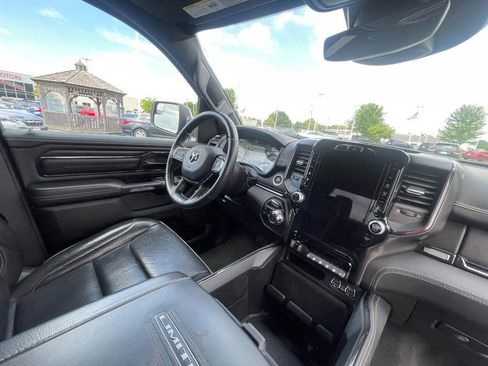Used 2022 RAM 1500 Limited w/ Body-Colour Bumper Group AWD/4WD image 8