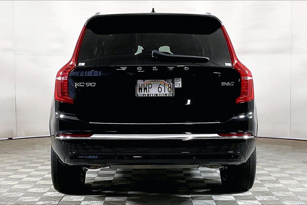 Used 2023 Volvo XC90 B6 Plus w/ Protection Package Premier AWD/4WD image 3