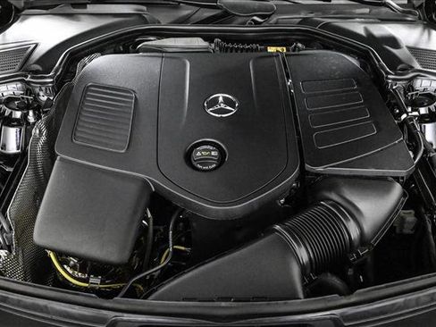 New 2025 Mercedes-Benz C 300 4MATIC Sedan image 25
