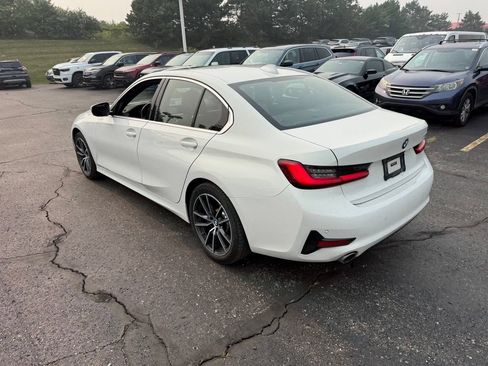 Used 2020 BMW 330i xDrive Sedan w/ Convenience Package AWD/4WD image 2