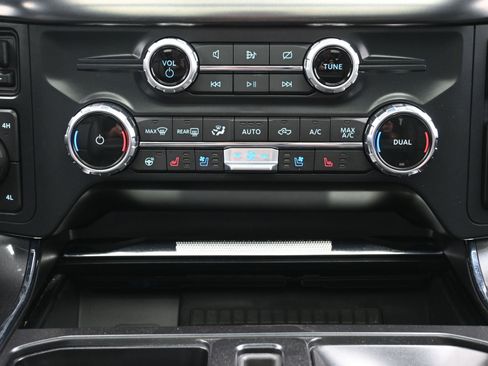 Used 2022 Ford F150 Lariat w/ Equipment Group 502A High image 37