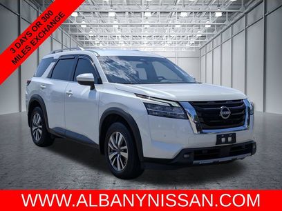 Used 2022 Nissan Pathfinder SL