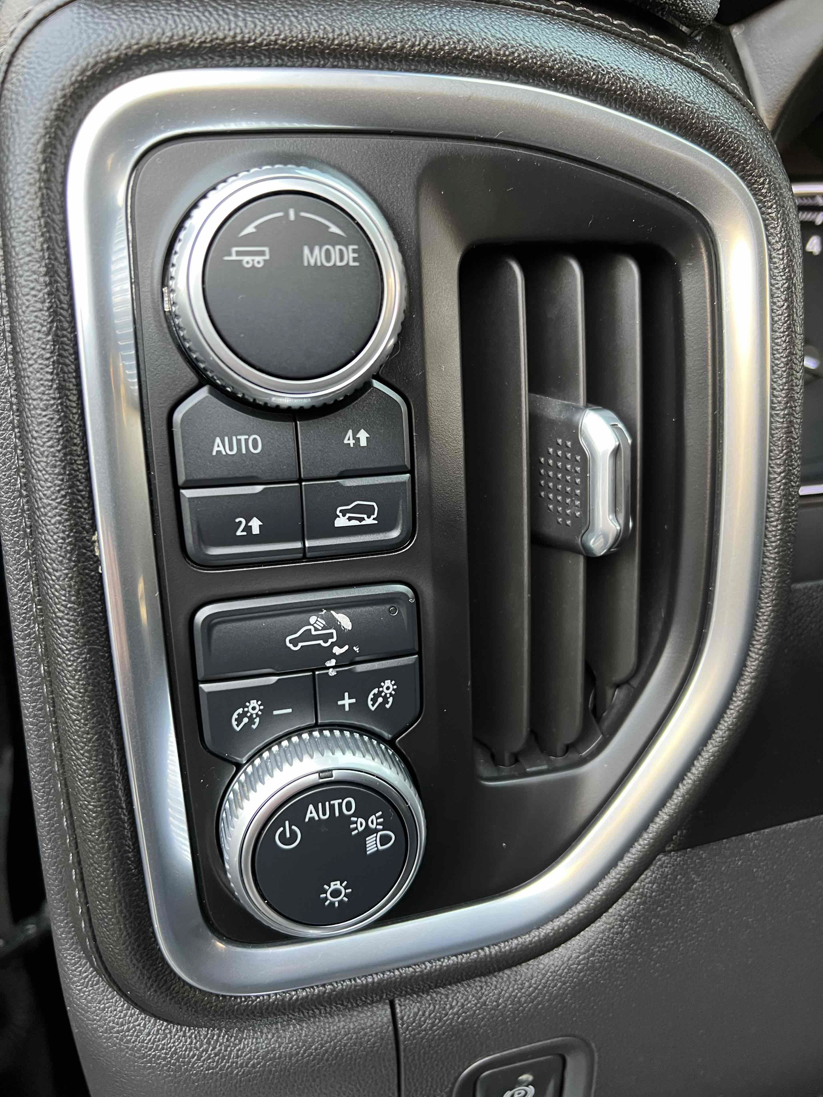 Used 2020 GMC Sierra 1500 SLE w/ SLE Value Package AWD/4WD image 25