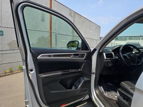 Used 2019 Volkswagen Atlas SE AWD/4WD image 19