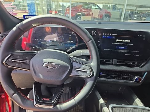 Used 2026 Chevrolet Equinox RS w/ Convenience Package III FWD image 11