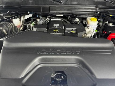 Used 2022 RAM 2500 Laramie AWD/4WD image 10