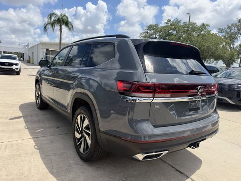 New 2026 Volkswagen Atlas SE FWD image 5