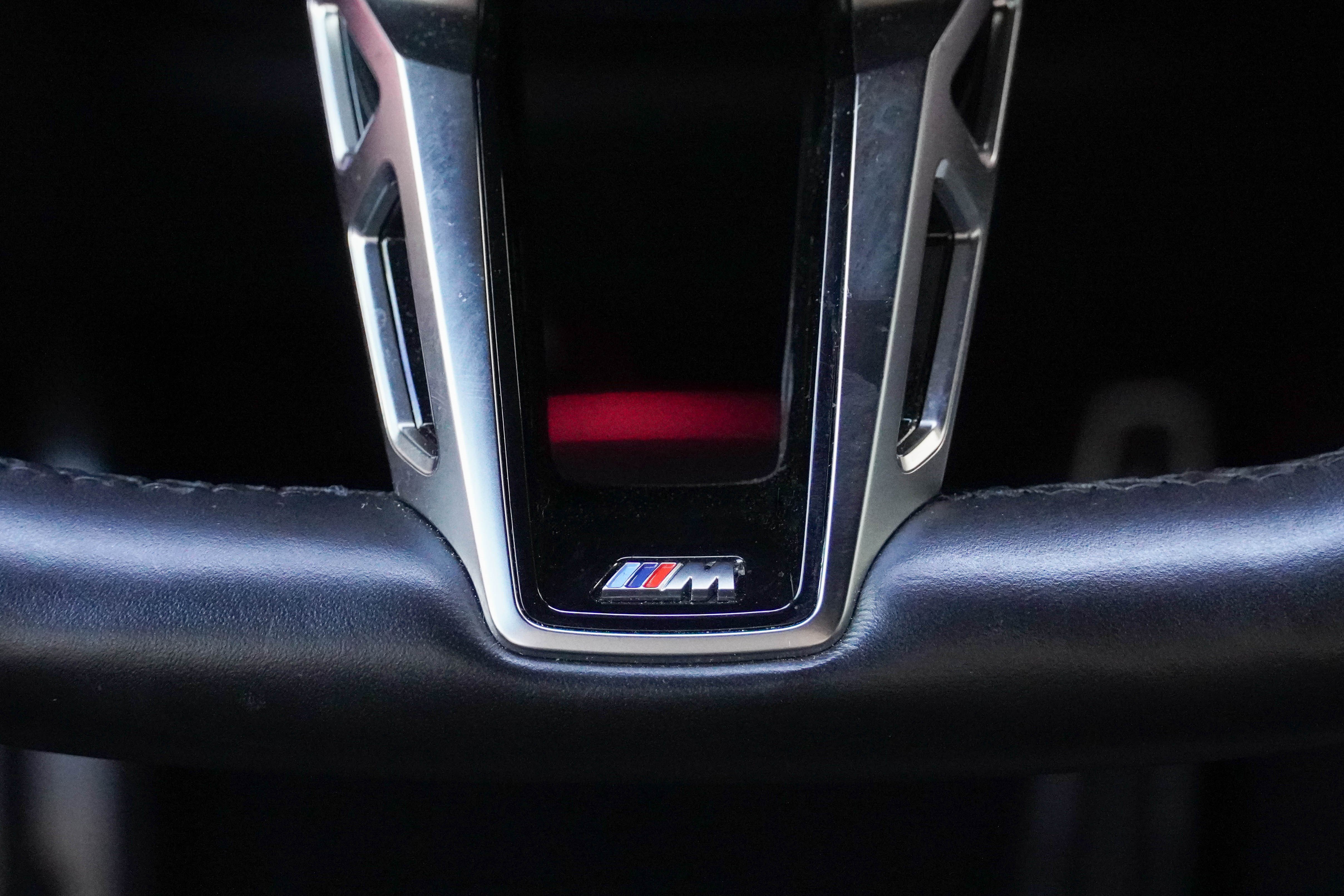 Certified 2024 BMW 740i RWD image 21