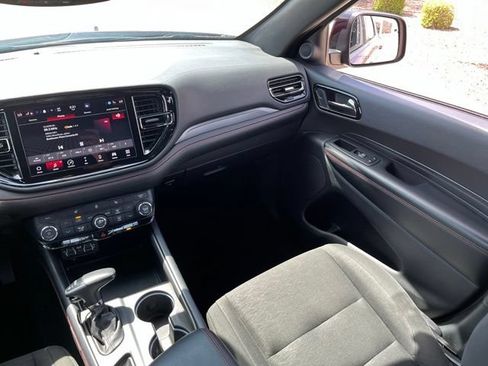Certified 2025 Dodge Durango GT AWD/4WD image 11