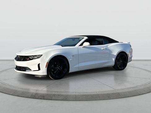 Used 2023 Chevrolet Camaro LT w/ RS Package RWD image 4