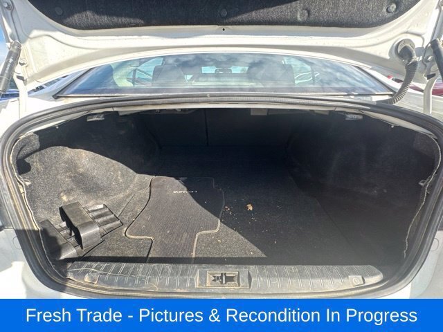 Used 2015 Subaru Legacy 2.5i Premium AWD/4WD image 18