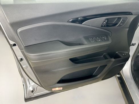 Used 2022 Honda Passport Elite image 16