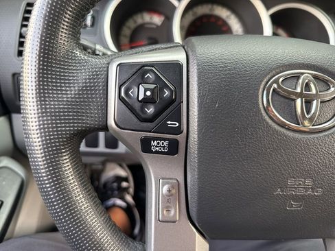 Used 2014 Toyota Tacoma 2WD Access Cab w/ Convenience Package image 28