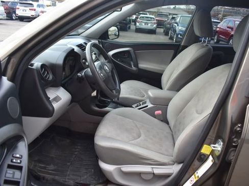Used 2012 Toyota RAV4 FWD w/ Value Pkg image 16
