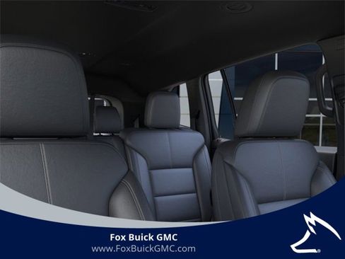 Used 2025 GMC Acadia Elevation w/ Elevation Premium Package image 24