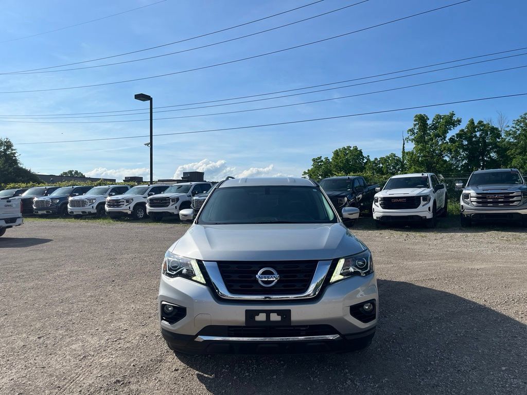 Used 2020 Nissan Pathfinder SL FWD image 3