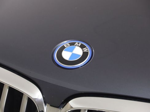 Used 2022 BMW X5 xDrive45e image 17