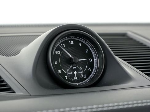 New 2026 Porsche Macan S image 17