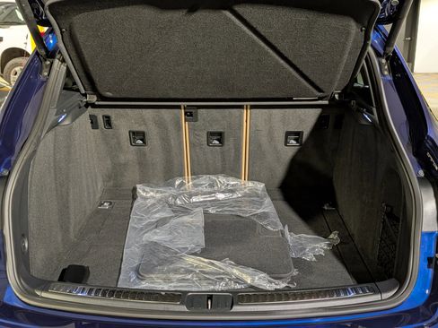 Certified 2025 Porsche Macan image 23