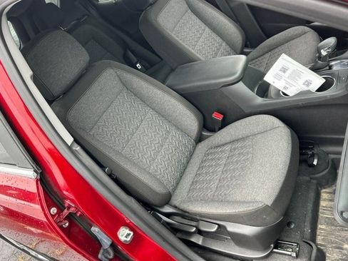 Used 2024 Chevrolet Equinox LT w/ LPO, Floor Liner Package image 9