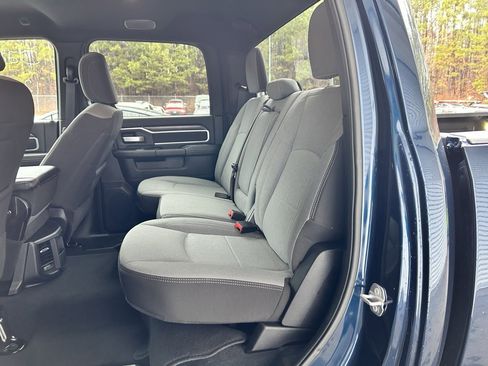 Used 2024 RAM 2500 Big Horn w/ Bed Utility Group image 5